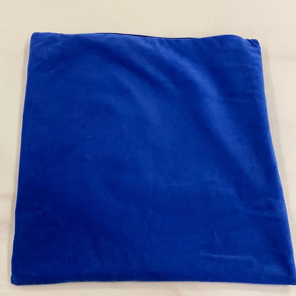 ☀️2/$15 SALE☀️ Royal Blue Pillow Cover